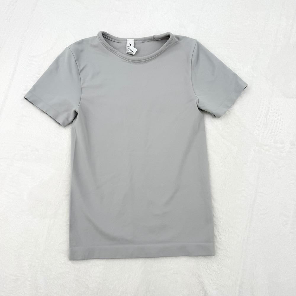 Yogalicious Skin Crew Neck Logan Short Sleeve Tee Gray Small RN 144527